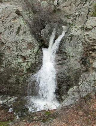 Долен водопад Дикилиташ