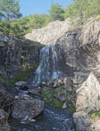 Горен водопад Безводно