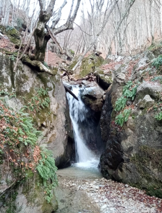 Водопад Кашинска река 3