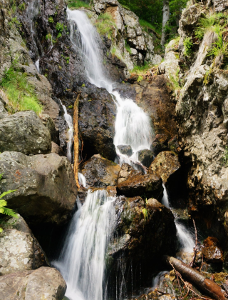 Долен водопад Купните