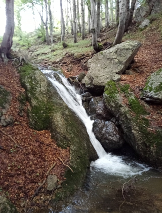 Горен водопад Араманското дере