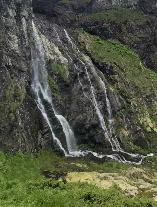Водопад Двете вади