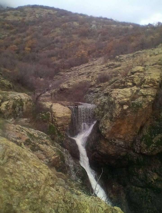 Eshek Usuran Waterfall