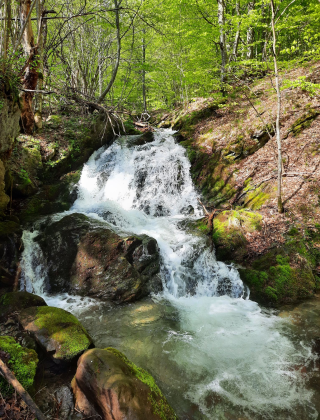 Tsotsina Strana Waterfall