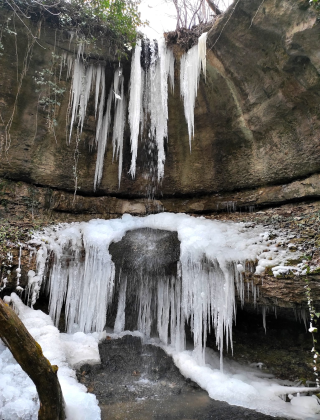 Nenovski (Grobishteto) Waterfall