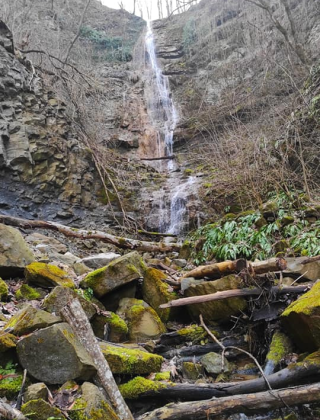 Pirineshki Waterfall