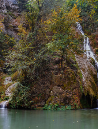 Hotnishki (Kaya Bunar) Waterfall