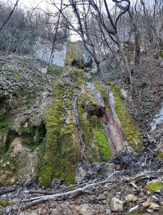 Lileshki Waterfall