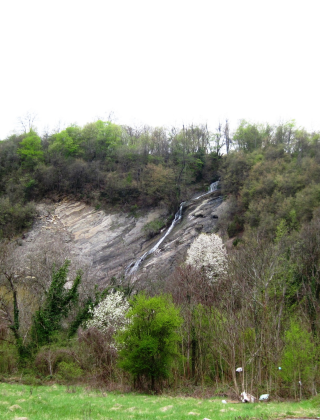 Водопад ВЕЦ Батошево