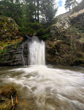 Горен Кутелски водопад