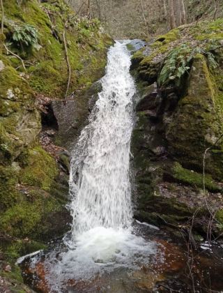 Лещаришки водопад