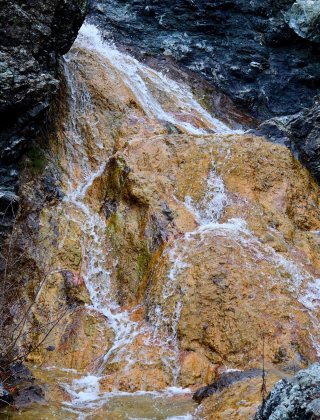 Водопад Кесикая