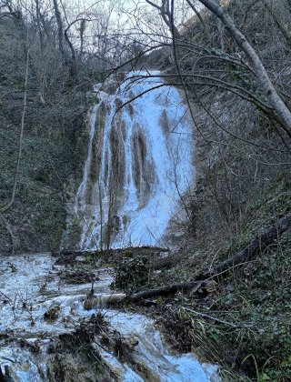 Dervisha Waterfall